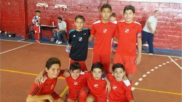 TRIUNFO. La 2004 roja volvió a ganar de visitante después de 2 años..