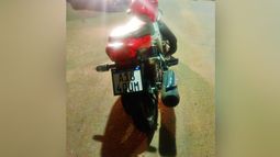 La moto fue robada de la vereda de una casa, en la calle 11 de septiembre. La moto fue robada de la vereda de una casa, en la calle 11 de septiembre.