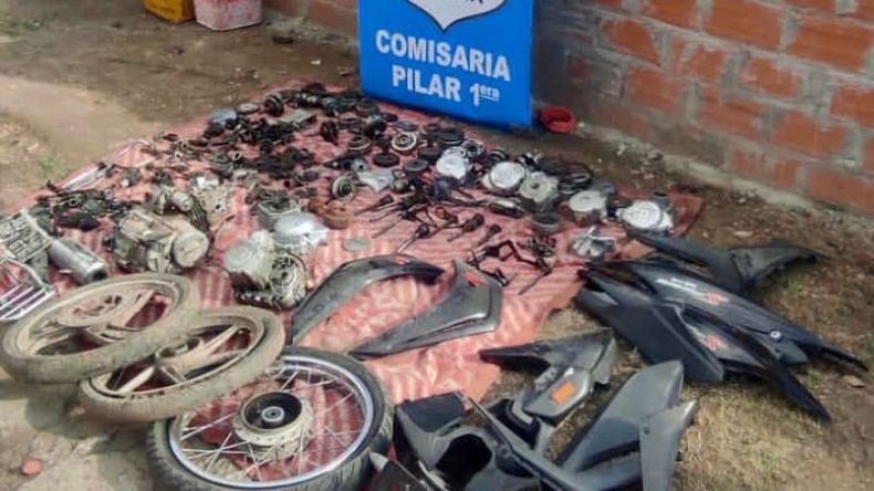 REPUESTOS. Fueron incautados durante un allanamiento en La Lonja. .