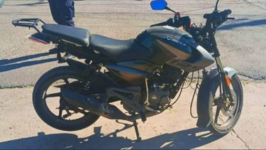 menor detenido por circular en una moto robada