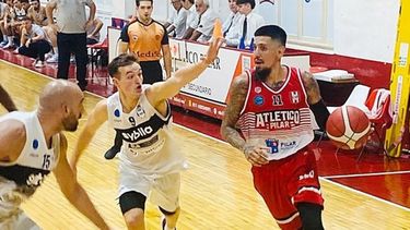 FIGURA. Gamboa fue el goleador con 30 puntos..