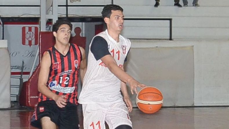 “UNA LINDA BANDA”. Así definió Pena García al equipo..