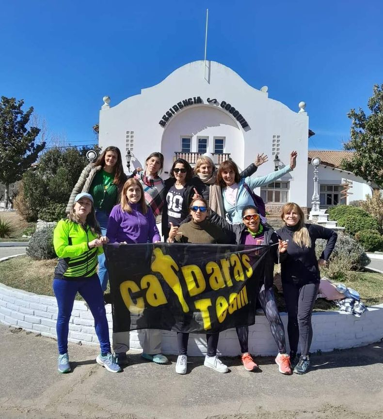 GRUPO. Las atletas del Caldara’s Team que afrontaron una prueba exigente.