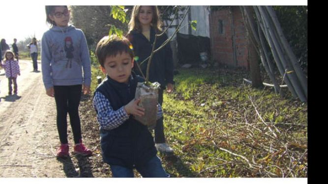 FUTURO. El proyecto busca generar conciencia en los más chicos..