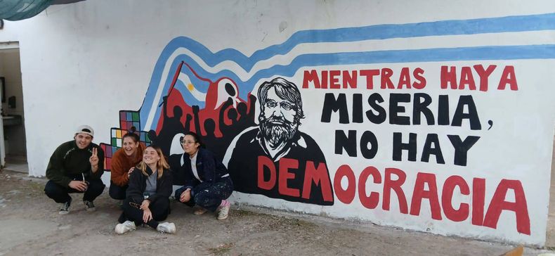 Palabras del Alma ya tiene un mural en homenaje a Osvaldo Bayer,