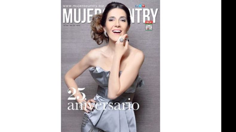 La tapa de la edición de los 25 años de Mujer Country..