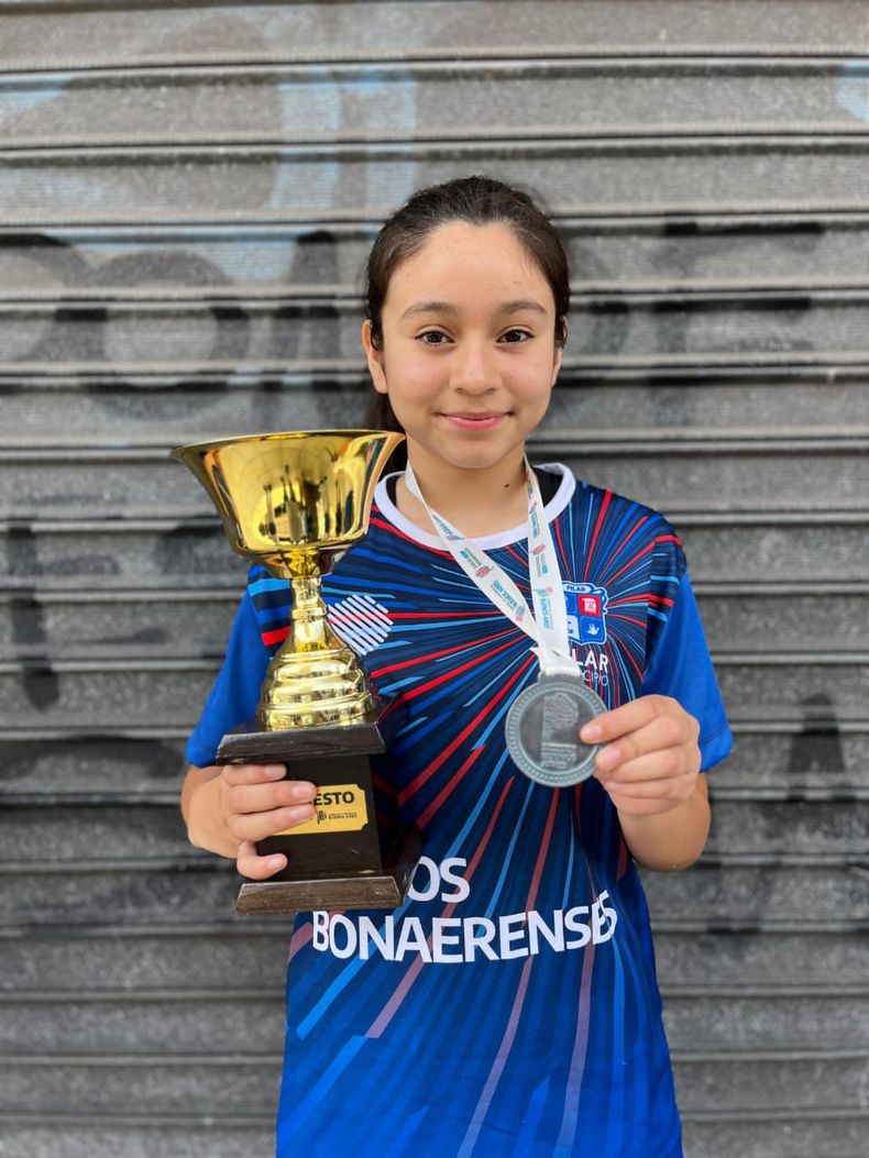 Lucila Castañeda (Club Municipal Lagomarsino) ganó la de Plata en hasta 45 kilos