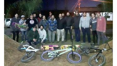 UNA NUEVA ETAPA. Los chicos de Xtremo, felices en su nuevo espacio..