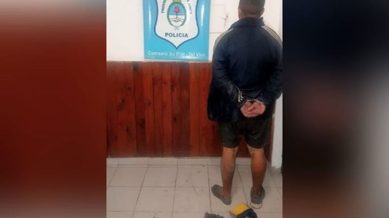 DETENIDO. Tiene 24 años y vive en el mismo barrio donde intentó el atraco. .