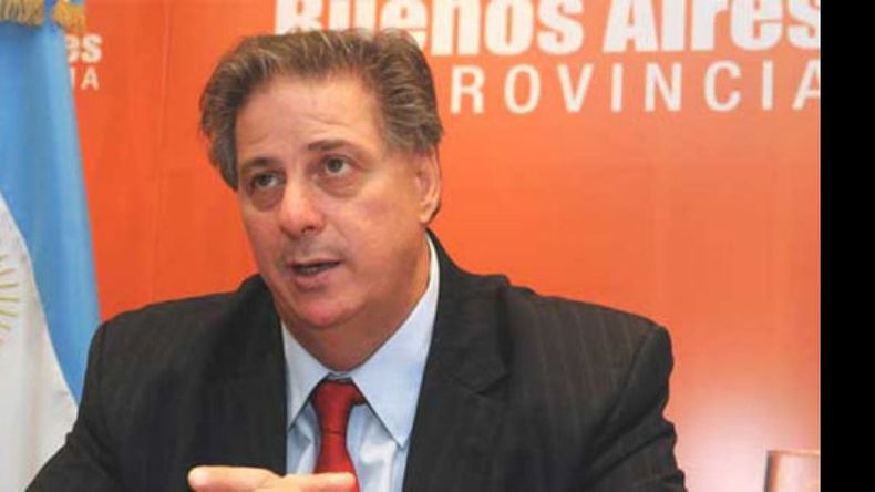 El ministro Collia reveló la baja en neumonía y bronquiolitis..