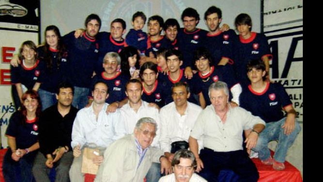 Jugadores de San Lorenzo entregarán juguetes en el Hospital Falcón