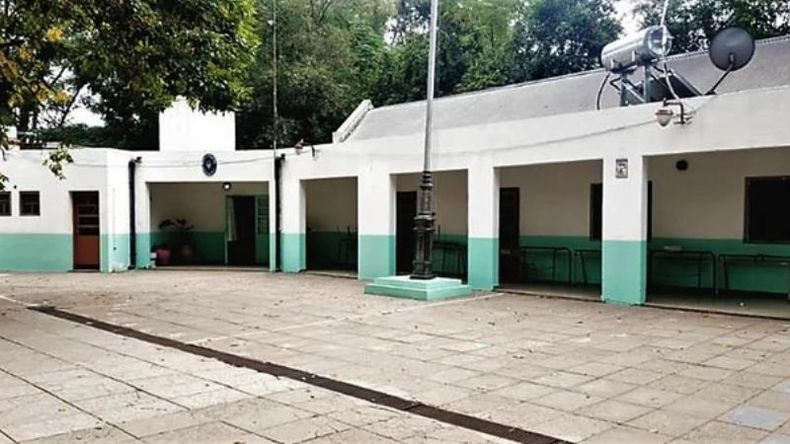 CERRADA. La Escuela 8 anunció por redes que no dará clases..