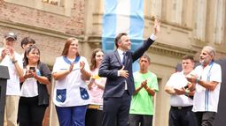 ACOMNPAÑADO. Achával llegó a la asunción junto a representantes de distintos sectores. &nbsp;