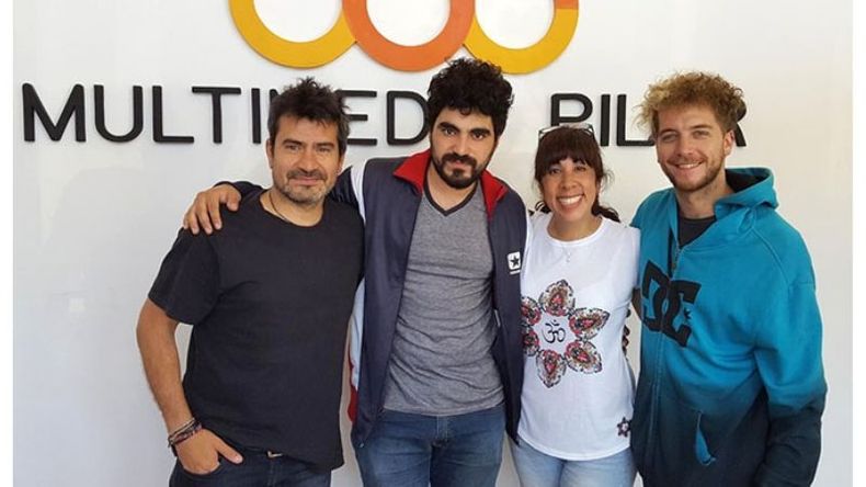 POR FM PLAZA. La banda pasó por el programa Materia Prima, en la 92.1..