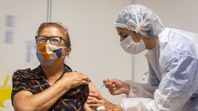 AVANCE. En Pilar ya se vacunaron más de 38 mil personas desde diciembre..