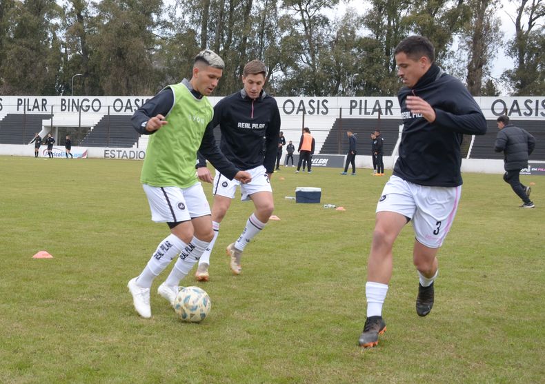 PELOTA. Hernández, Otermin y Rodríguez Silva serían titulares ante Español.
