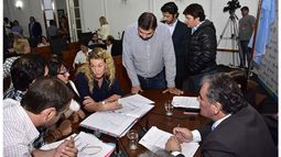 DEBATE. La primera sesión del año tuvo varios cruces. .