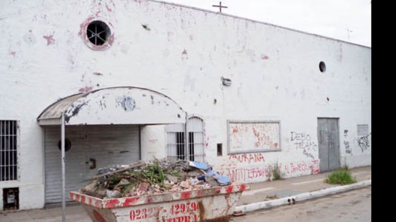 El edificio del exboliche tiene 500 metros cuadrados. Tendrá 24 oficinas..