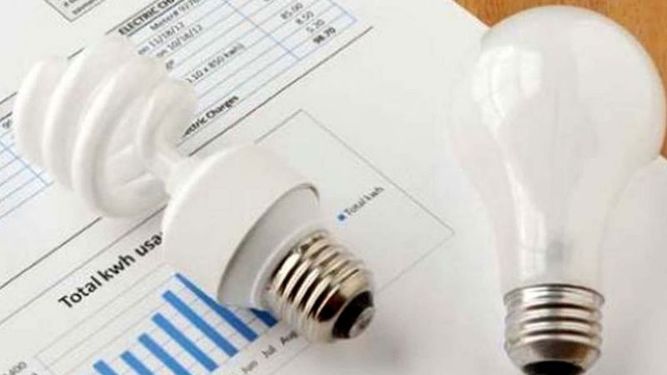 Baja tensión y cortes de luz: un problema sin solución en Manzanares