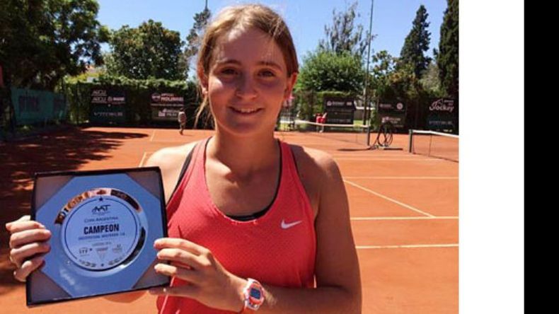 RECOPADA. Tras ganar la Copa Argentina, para Geller fue su 3ª corona en la gira..