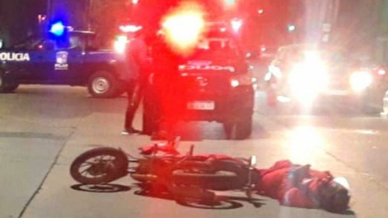 El motociclista de 32 años fue trasladado al hospital Sanguinetti. Foto @Juancaimpacto.