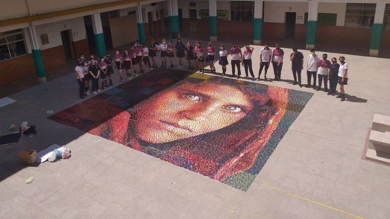 ESPECTACULAR. La obra consumada en el patio interno del colegio..
