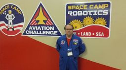 Francario formó parte del mítico Space Camp..