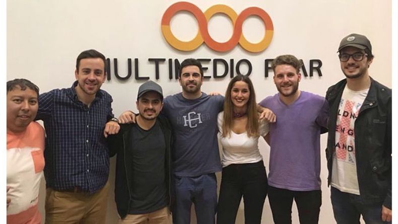 Vamos Viendo, una banda que, tal como ellos mismos aseguran, hacen un poco de rock, cumbia, reggae “y todo eso junto”. .