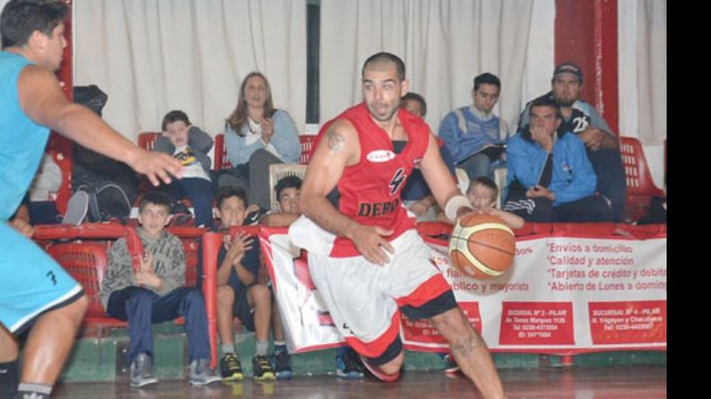 DEBUT. Ale Fidalgo fue figura..