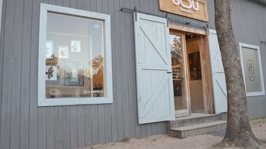 La nueva galería está ubicada en La Aldea, kilómetro 44 de Panamericana.&nbsp;