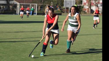 En Del Viso, la Intermedia de Deportiva Francesa A igualó 2-2 ante Saint Brendan’s..