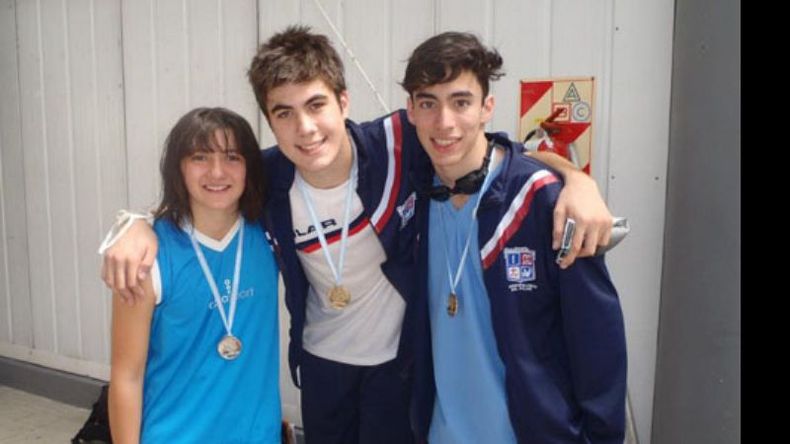 Cerruti (plata), Kaiser y Macione, ambos con la de oro, los podios de la Natación..