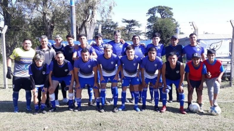 San Alejo le ganó 2-1 a Manzanares y suma 8 puntos en la División A..