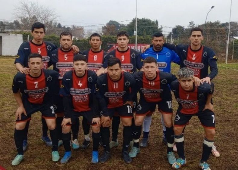 EQUIPO. Villa Rosa está en la final y quiere el segundo ascenso a Primera.