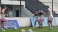 EL LOCO. Gelos toca la pelota ante Ríos, Vergara y González, en el último entrenamiento en el estadio.
