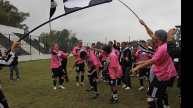 Fénix redondeó el 2012 con el ascenso y la consolidación en la Primera C..