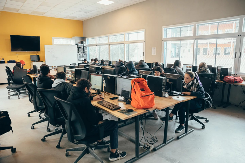 Fue destacad por su colaboración con la comunidad. (Infobae)..png