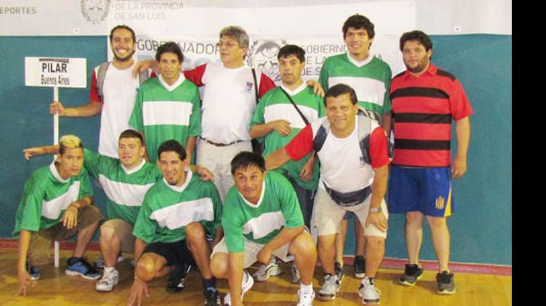 Pilar se trajo las valijas llenas de medallas del Nacional de Fútbol en San Luis..