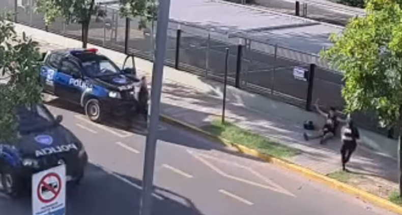CAPTURADO: Así fue la primera detención de uno de los motochorros en Caamaño.