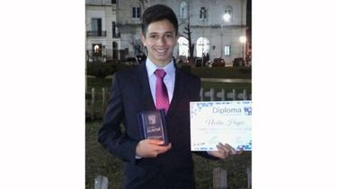 PREMIADO. El taekwondista Nicolás Hoyos recibió un reconocimiento del área de Juventud del Municipio por su “labor deportiva destacada”..