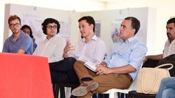 DIÁLOGO. Vecinos, funcionarios y especialistas avanzaron en el debate..