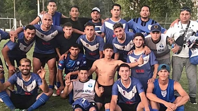 Flecha caía por los penales..