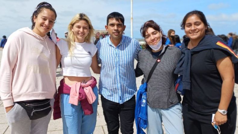 Las chicas del Básquet Univesitario tuvieron un buen comienzo..