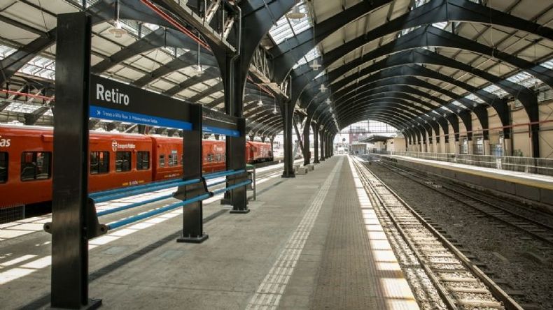 TERMINADA. Abarca la puesta en valor del hall central y de las naves históricas..