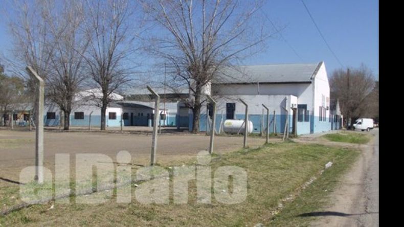 Sin alambre, los ladrones no encuentran obstáculos los fines de semana..
