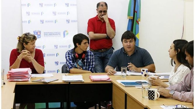 FONDOS. Los ediles recibieron al Observatorio de Políticas Educativas..