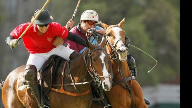 (AAP, archivo). EN LA CATEDRAL. La final se juega mañana en Palermo.