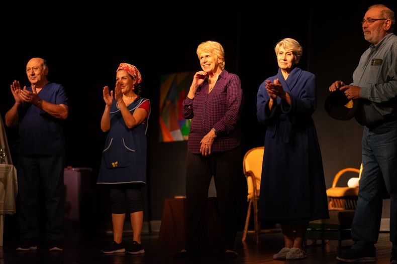 UT8 llen&oacute; el Teatro &Aacute;ngel Alonso.