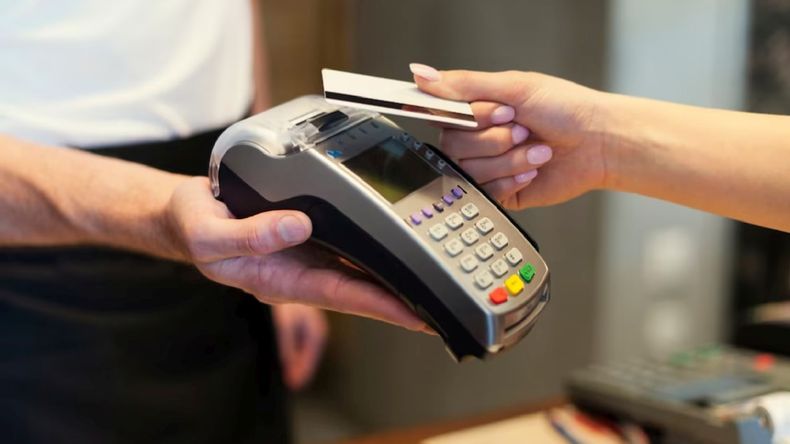 PARA ARRIBA. El uso de las tarjetas de crédito aumentó un 11,7%.