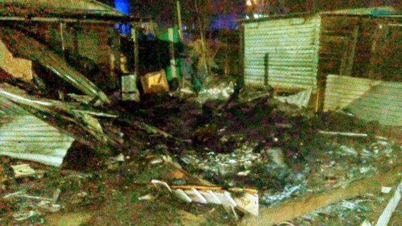 DAÑOS. Así quedó la casa de la calle Houssay al 1600..